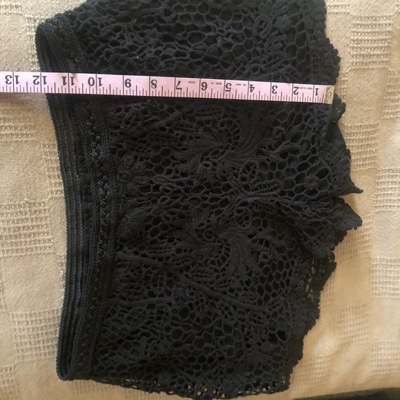 Women’s casual shorts 2 pair - Picture 5 of 5